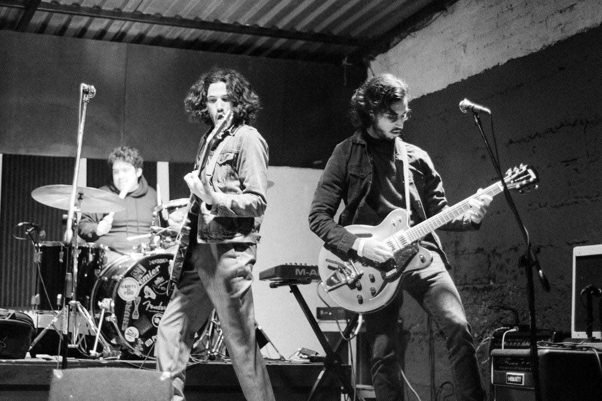 mustang_dead's tweet photo. ¡Mustangs! Sintonícense al verdadero rock y vengan el 5 de octubre al evento cultural mas chingón que apoya al talento local de la escena en Monterrey.

Los esperamos... Dead Mustang out. https://t.co/fsUaN23sQL