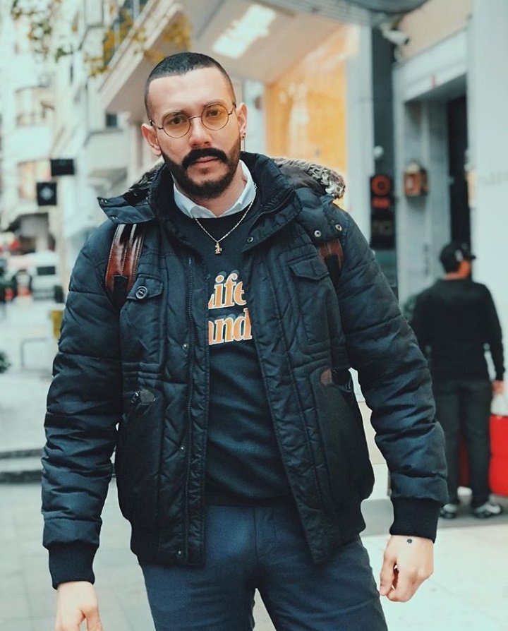 TrkBulge7's tweet photo. Tanınmış bir reklamcının efsane bulgeleri
Kesinlikle çok büyük bir alete sahip
#izmirgay #aktifgay #pasifgay #bulge #penis #istanbulgay #ankaragay #mersingay #aydıngay #travesti #swinger #cuckold #porno #gayseks #gayarabul #Gaybursa https://t.co/fkqmdKmy5F