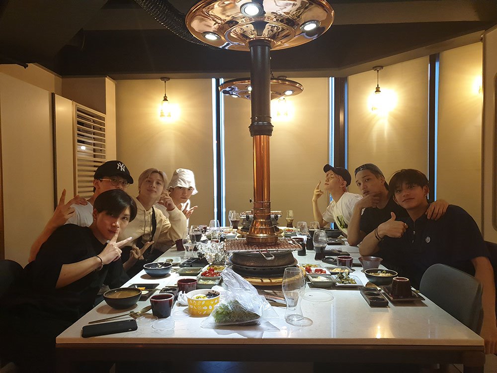 SuperM : #DinnerTime

#WeAreTheFuture  #SuperMtheFuture
#SuperM  The 1st Mini Album 'SuperM’ 
Worldwide Release October 4.

supermofficial.com