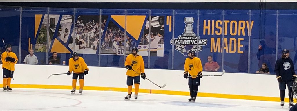 AAABlues's tweet photo. One night down, many more to come for our program. All our teams had a little extra jump in their strides with the excitement of stepping on @STLCIC ice for the first time. #WhatAFacility #AAABlues https://t.co/DZEnfvDwnZ