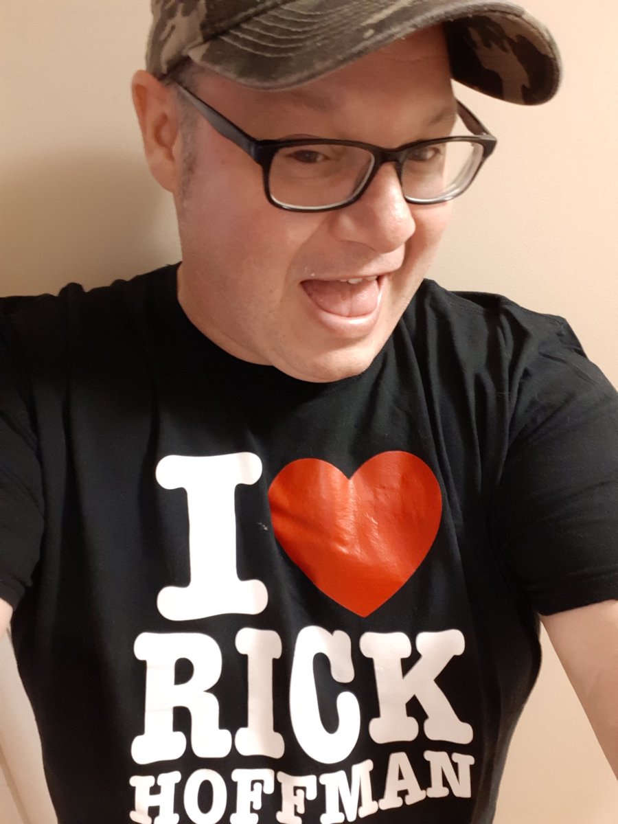 PaulieDx's tweet photo. From concept... to reality... to just plain surreal. @RickHoffman_ ls. The. Best. BEST.
π€©π¦ππ§‘ππππβ€
#InternationalRickHoffmanDay #getLITTup π€©π€©π€©π¦π¦π¦π₯°π₯°π₯° #SuitsBTS #SuitsS9 #PaulieMedic https://t.co/wRZMImANSb