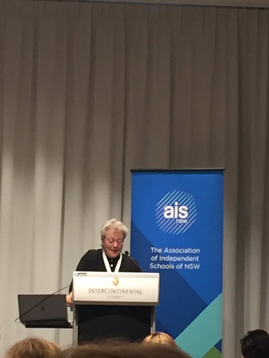 janehunter01's tweet image. Taking her ideas for a walk @louisemcwhinnie looking forward to hearing this keynote. @UTSEngage @AIS_leaders #aisreimagining #bcii @STEMed_fUTureS @UTSfutures