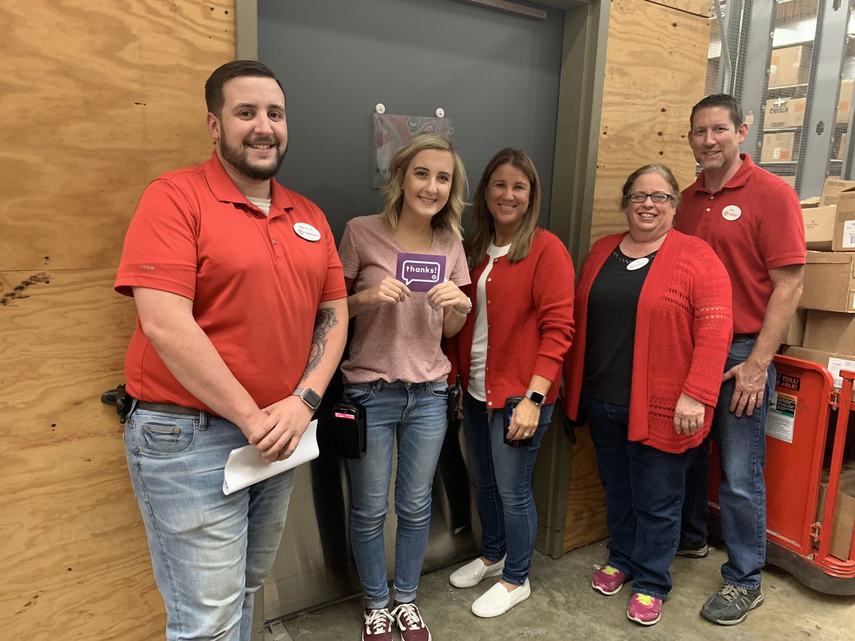 CatMoore18's tweet photo. So proud of these 3 dedicated Business Owners! They are the true Bosses of the store!! #bossaward #t0108 https://t.co/fi05mdNBuO