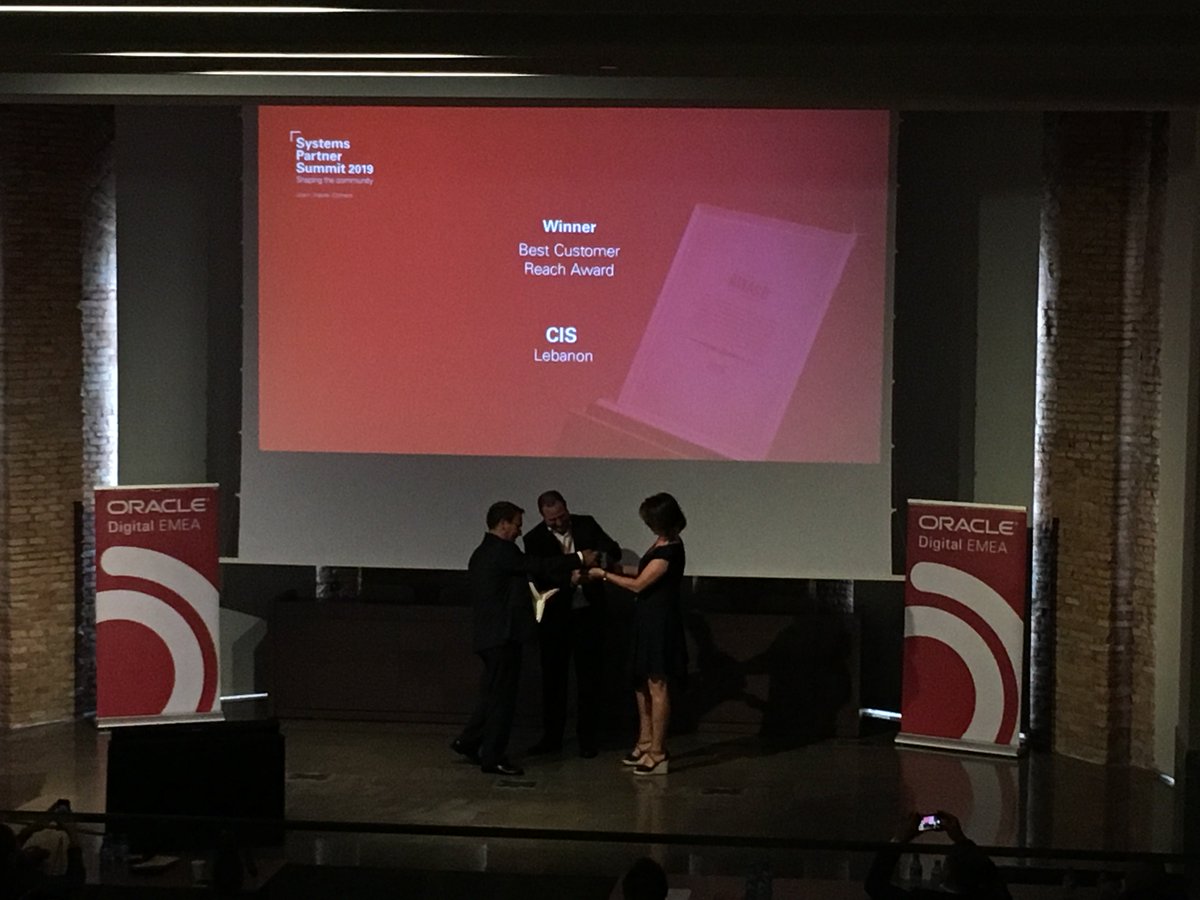 MichelMariet's tweet photo. 🆕 Sept.4 @group_cis was awarded @OraclePartners of the year for the best #systems customer reach at #OracleSPS19 forum
👏 Join us in congratulating this #emeapartners for winning this award !
@pythagoras_orcl @Oracleemeaps @Oracle_ME @Infrastructure @OrlaNiChorcora https://t.co/EtdYELKWfo