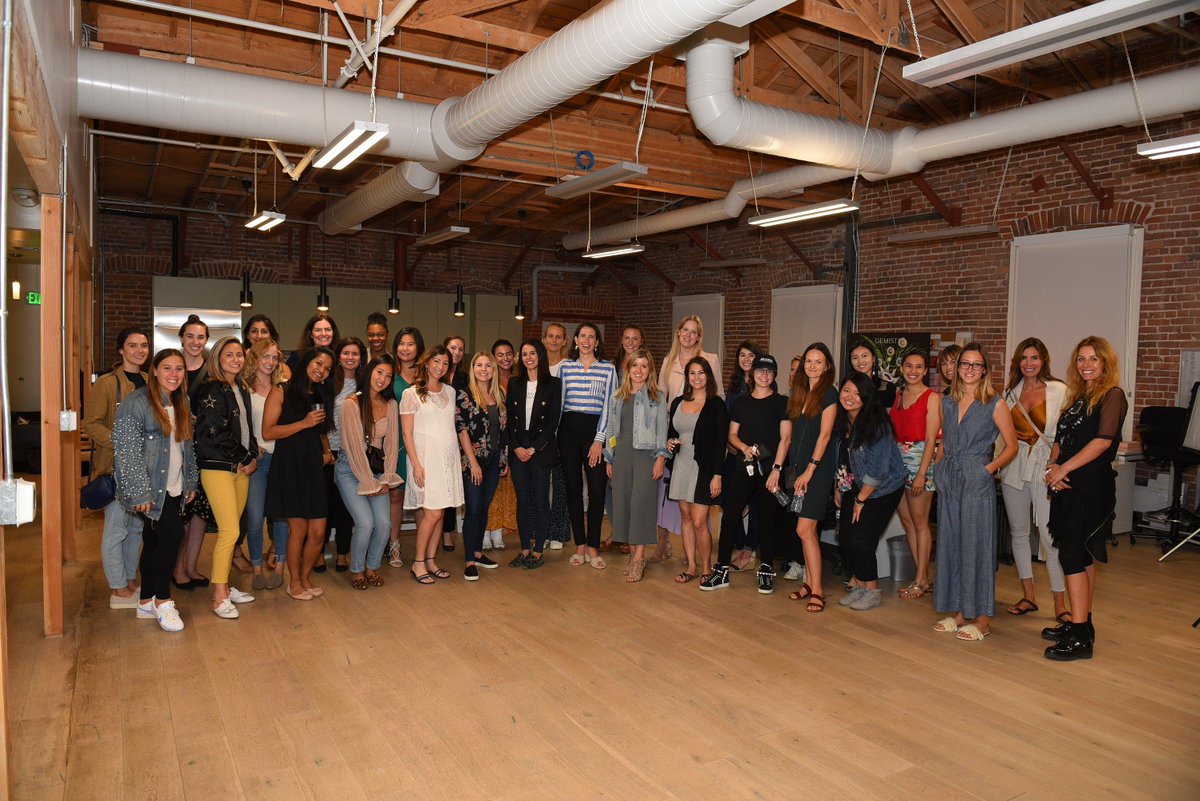 Alaina Hartley tweet media