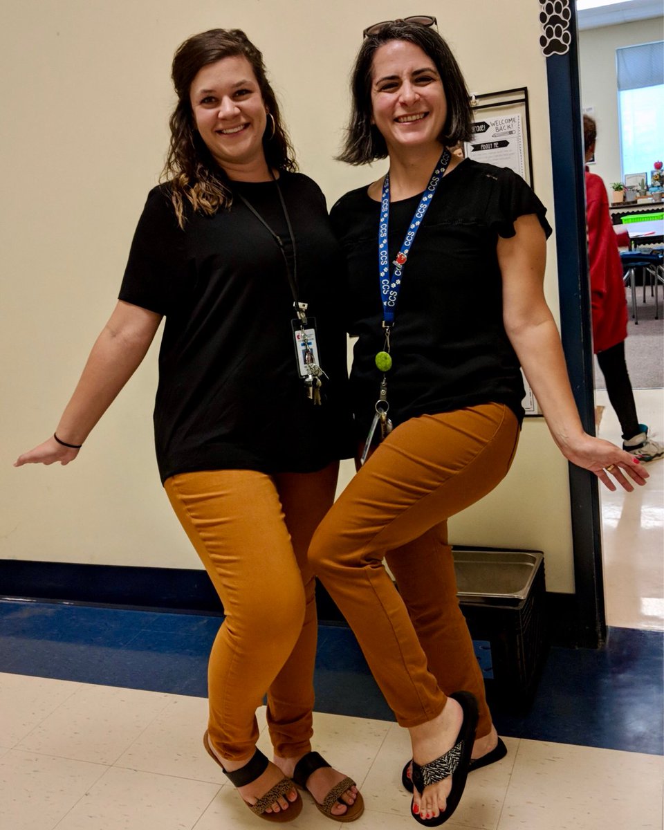 clearcreekcubs's tweet photo. At Clear Creek, our staff members are so close we often have cases of unplanned #TwinsDayWednesday! Today it was Mrs. Matoian and Mrs. Messer. 👯‍♀️🐻❤️ #ccsfam #teachersquad #hcpsfamily #successatccs https://t.co/F52SYHrE51