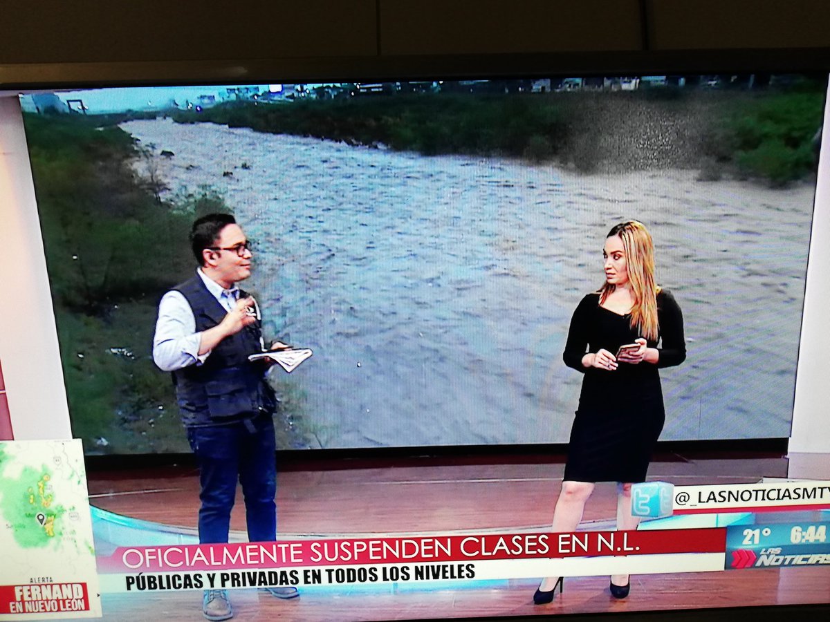 LilyTorres85's tweet photo. Los trabajos también? @joluisgarcia @karla_minaya 🤭 https://t.co/4lfWxaTdE5