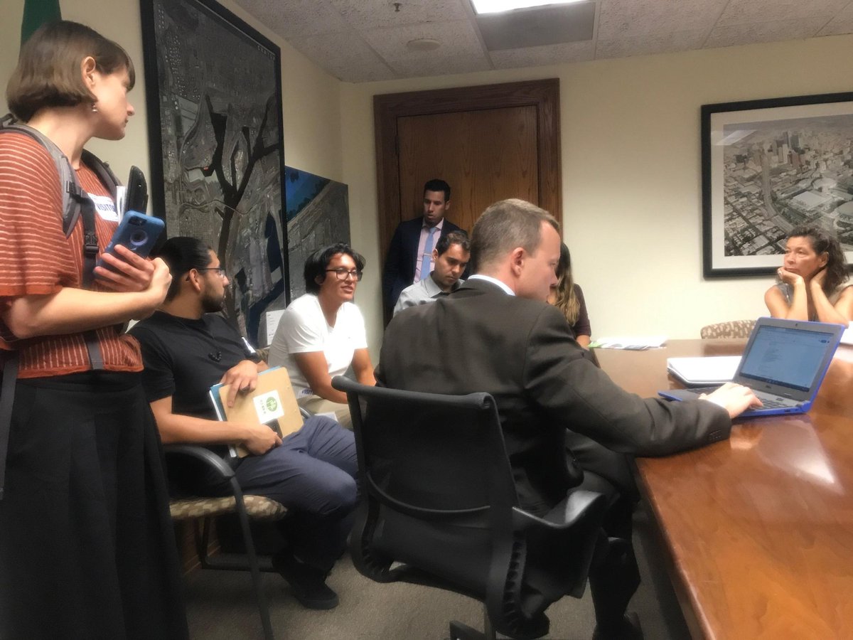 CBECal's tweet photo. @STAND_LA @HerbJWesson @JoeBuscaino @MitchOFarrell Community meeting with @JoeBuscaino rep. to voice their concerns over the amount of oil drilling in Wilmington, CA and its proximity to sensitive receptors. #NoDrillingWhereWereLiving #2500ftSetBack https://t.co/R6CZ8pJFjI