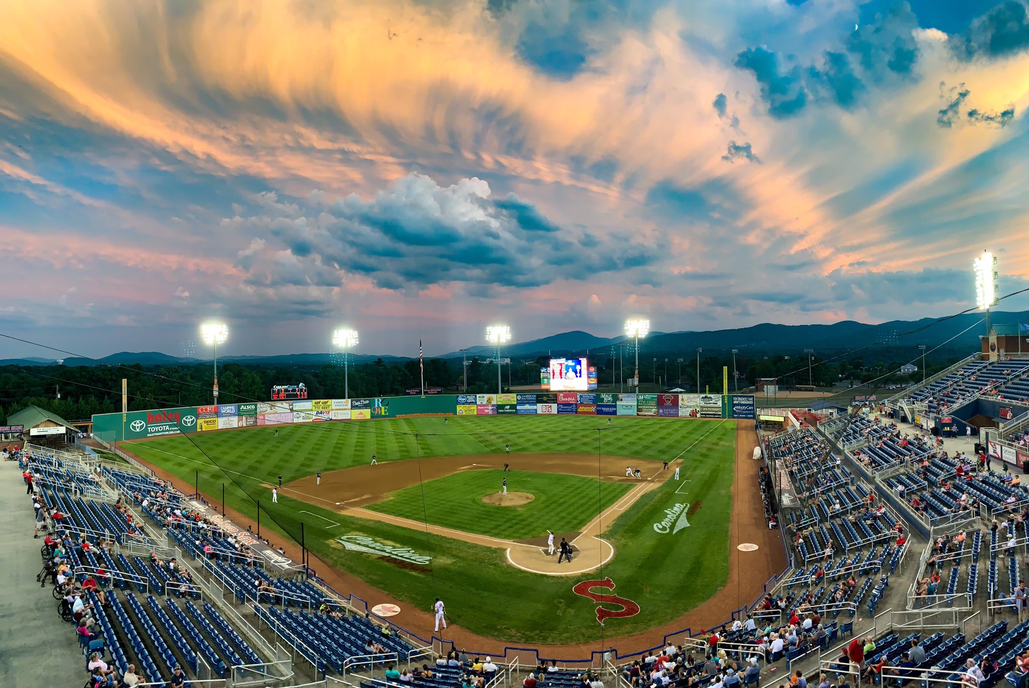 The Salem Red Sox on X: No words 😍 #baseballskies   / X