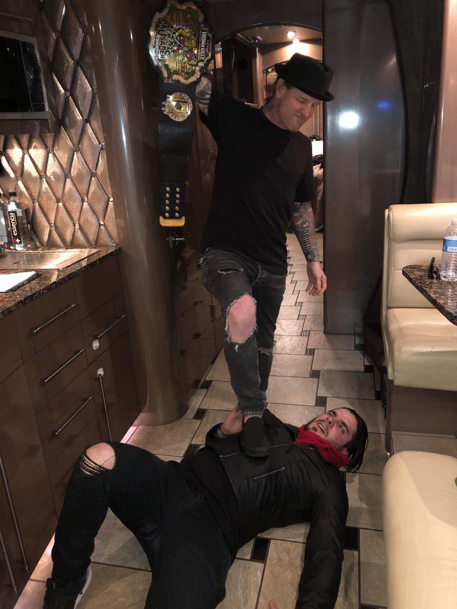 GWEFSCW's tweet photo. FSCW TOXIC CRUSADER CHAMPIONSHIP UPDATE: We're getting reports that FSCW villain Negan was just defeated at @KNOTFEST by none other than @Slipknot's @CoreyTaylorRock!

Is Corey Taylor ready to defend under 24/7 Rules?

Stay tuned for more updates!

#slipknot #coreytaylor #fscw https://t.co/2e5KJC2J42