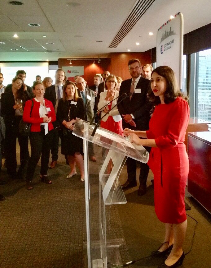 Sophie_Lagoutte's tweet photo. Merci à la @CCIFCanada de m’avoir conviée à son cocktail de rentrée, formidable occasion de découvrir toutes les activités de son équipe dynamique en faveur des échanges économiques 🇫🇷🇨🇦 et de rencontrer la vibrante communauté des entrepreneurs français à Montréal ! https://t.co/GBCJO2xWLQ