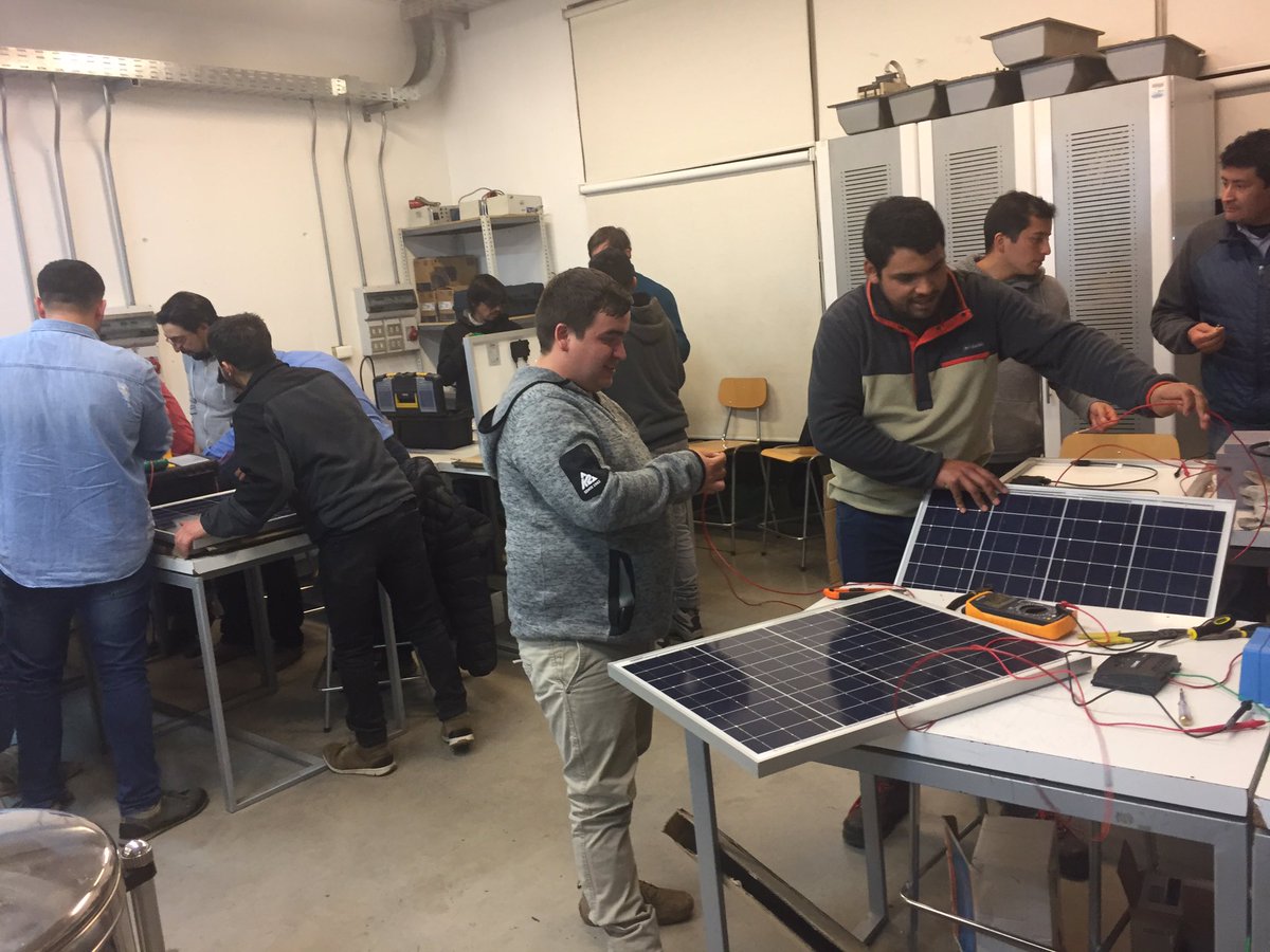 fandradese's tweet photo. Participación de ex alumnos área de electricidad en taller de actualización  de paneles solares en INACAP Concepción Talcahuano https://t.co/HQaVYFIx49