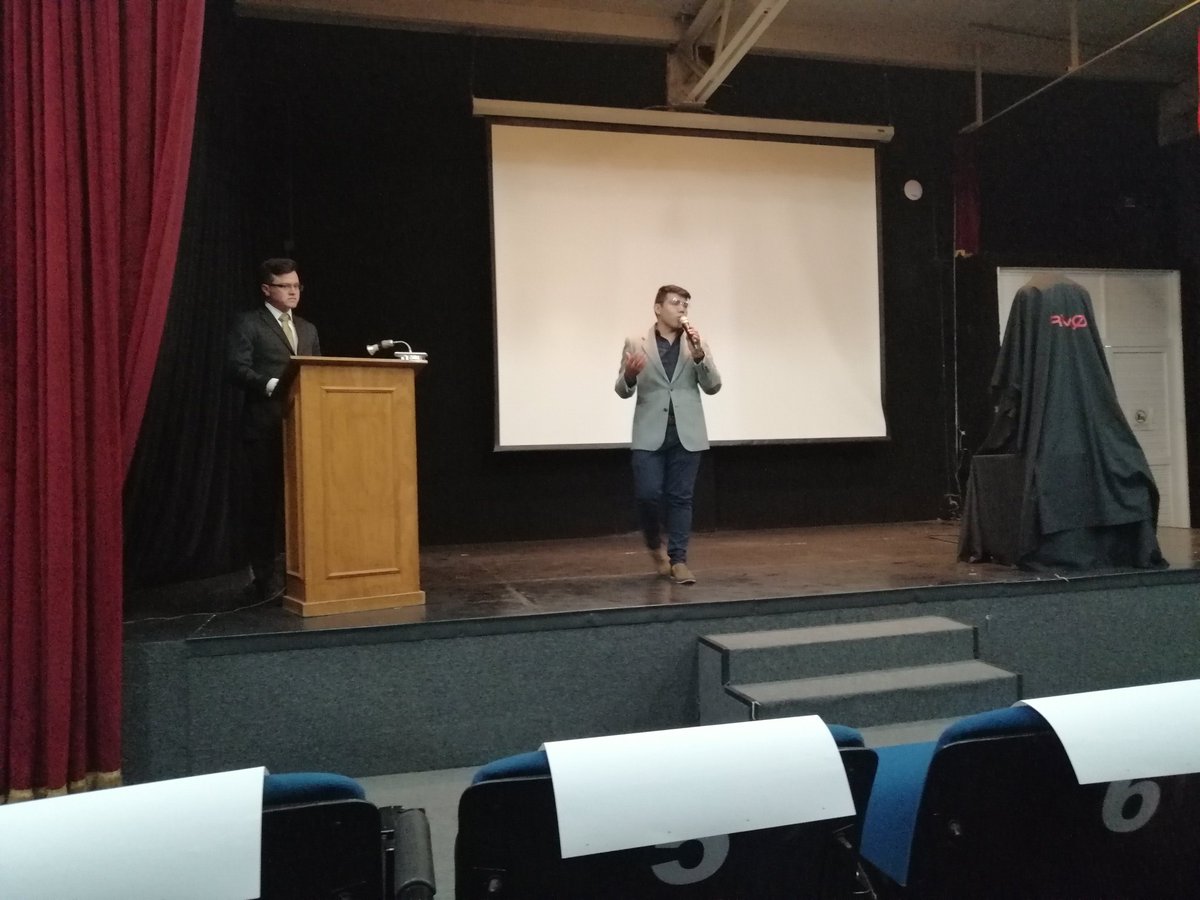 Juan_AlemanF's tweet image. So proud of him! #PROLED