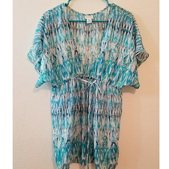 Your_1_Lender's tweet photo. So good I had to share! Check out all the items I'm loving on @Poshmarkapp from @Hellomrscarr @theblackscottie @HaniSal17029893 #poshmark #fashion #style #shopmycloset #motherhoodmaternity #whitehouseblackmarket: https://t.co/ExPUnBR30p https://t.co/RVUH3paD58