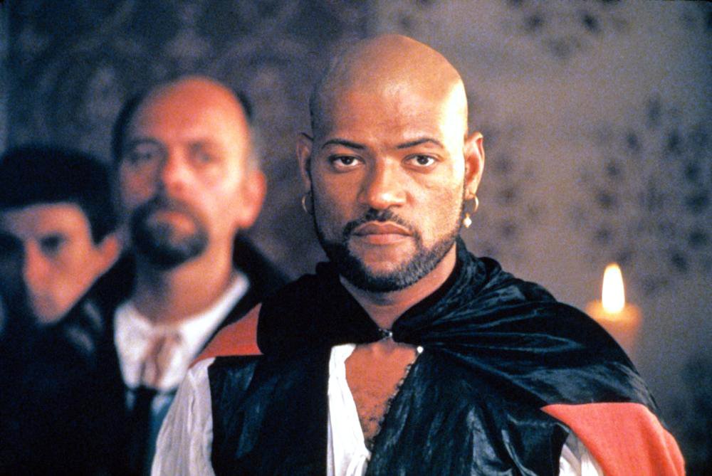 wannamovie's tweet photo. ''Beğendiğiniz bedenlere, hayalinizdeki ruhları koyup, aşk sanıyorsunuz.''

Othello (Oliver Parker, 1995) https://t.co/viAHrqGHfD