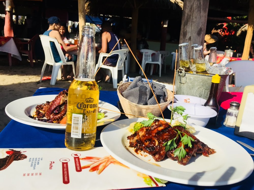 MarYSolRestBar's tweet photo. perfect match! cuando llegan amigos? ¡Ya los extrañamos!
.
.
.
.
.
.
.
.
.
.
.
.
.
.
.
.
.
.
.
.
.
.
.
#dinnertime #marysol #bucerias #beachmood #beachdinner #perfectdinner #buceriaslife https://t.co/HVQRUE0CJQ