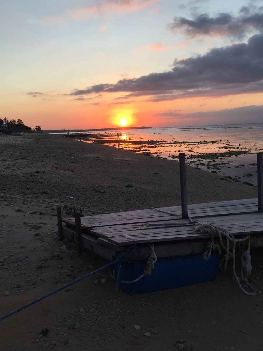 Amp Beach Club 🏝 Penida (@ampbeachclub) on Twitter photo September has been producing some great sunsets 🌅
#sunset #penida #islandlife #amp #beachclub <a href="/photographywx/">WX Photography</a> <a href="/earthandclouds/">Earth and Clouds</a> <a href="/beachlifemind/">Beach Life Mindset</a> <a href="/RealSaltLife/">Salt Life</a> @balicili September has been producing some great sunsets 🌅
#sunset #penida #islandlife #amp #beachclub <a href="/photographywx/">WX Photography</a> <a href="/earthandclouds/">Earth and Clouds</a> <a href="/beachlifemind/">Beach Life Mindset</a> <a href="/RealSaltLife/">Salt Life</a> @balicili
