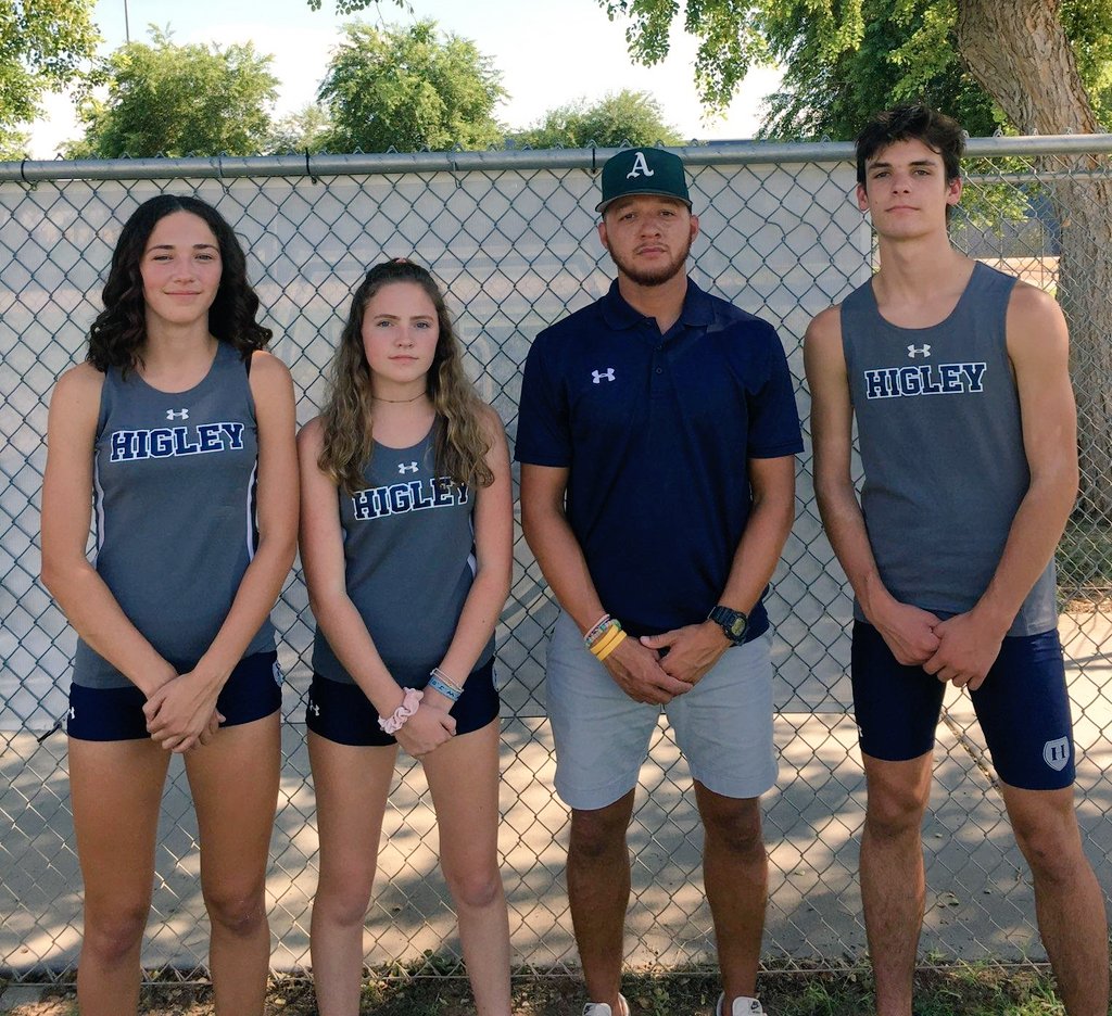 realcoachgreen's tweet photo. Middle Distance U. #dopeboys https://t.co/LrMK1xK9IV