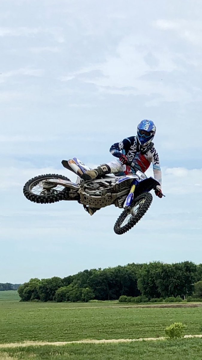 lindamanj5's tweet photo. #whipitwednesday #YAMAHA #answer #fmf https://t.co/LP9LyyRdMf