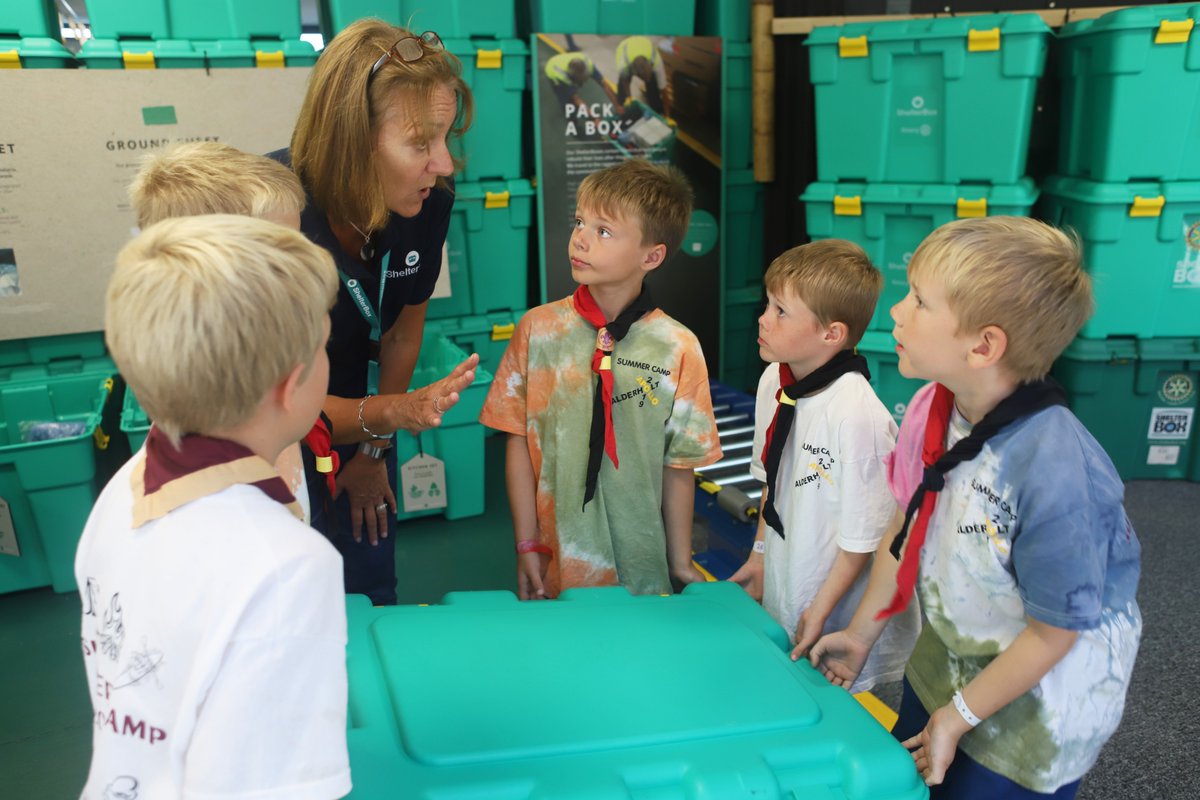Last week we had some very special guests pay us a visit. #Scout groups from East #Dorset have been working their socks off to raise an incredible £5589.27 for families facing disaster. We are so impressed, and want to say a massive thank you 😍 Retweet to show your support!