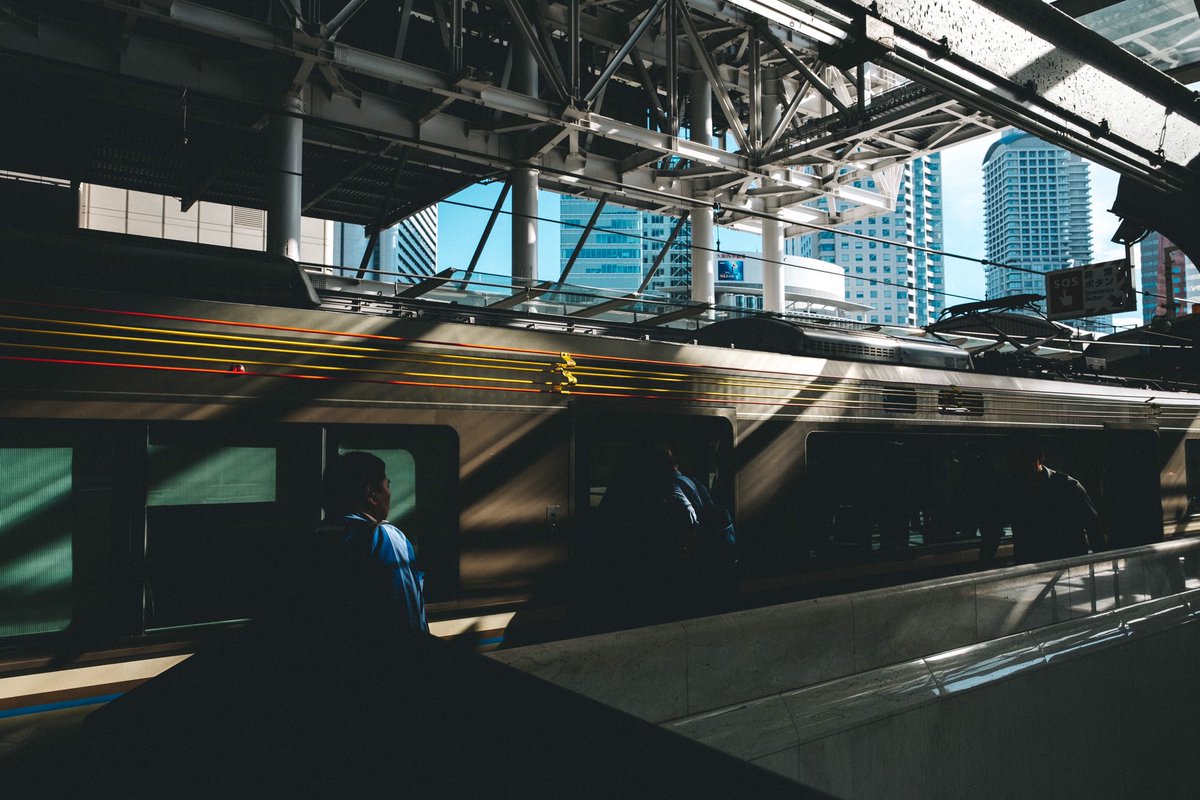 aritakakanazawa's tweet photo. Osaka Station https://t.co/5JOaPjDqRu