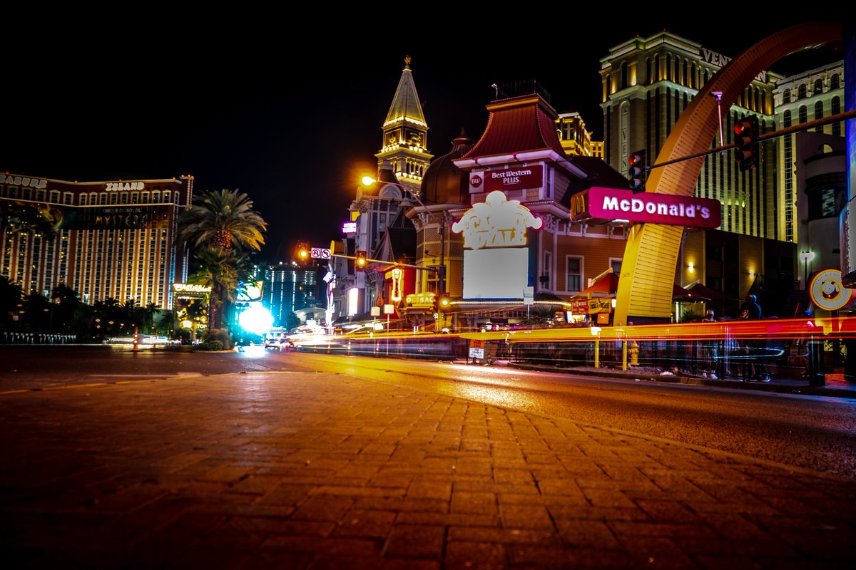mathieuvosscom's tweet photo. #mathieuvoss #photo #photographie #photography #sony #sonyalpha #love #life #art #fun #instagood #beauty #lasvegas #vegas https://t.co/rC2fcRy8eO