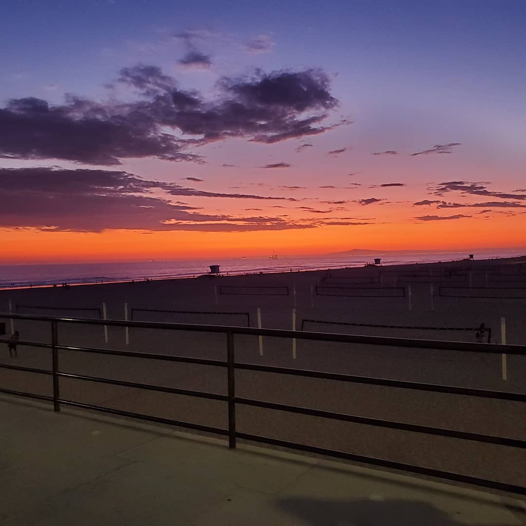 MandyPaulson13's tweet photo. Beautiful Night at the Beach https://t.co/sdik06P84Z