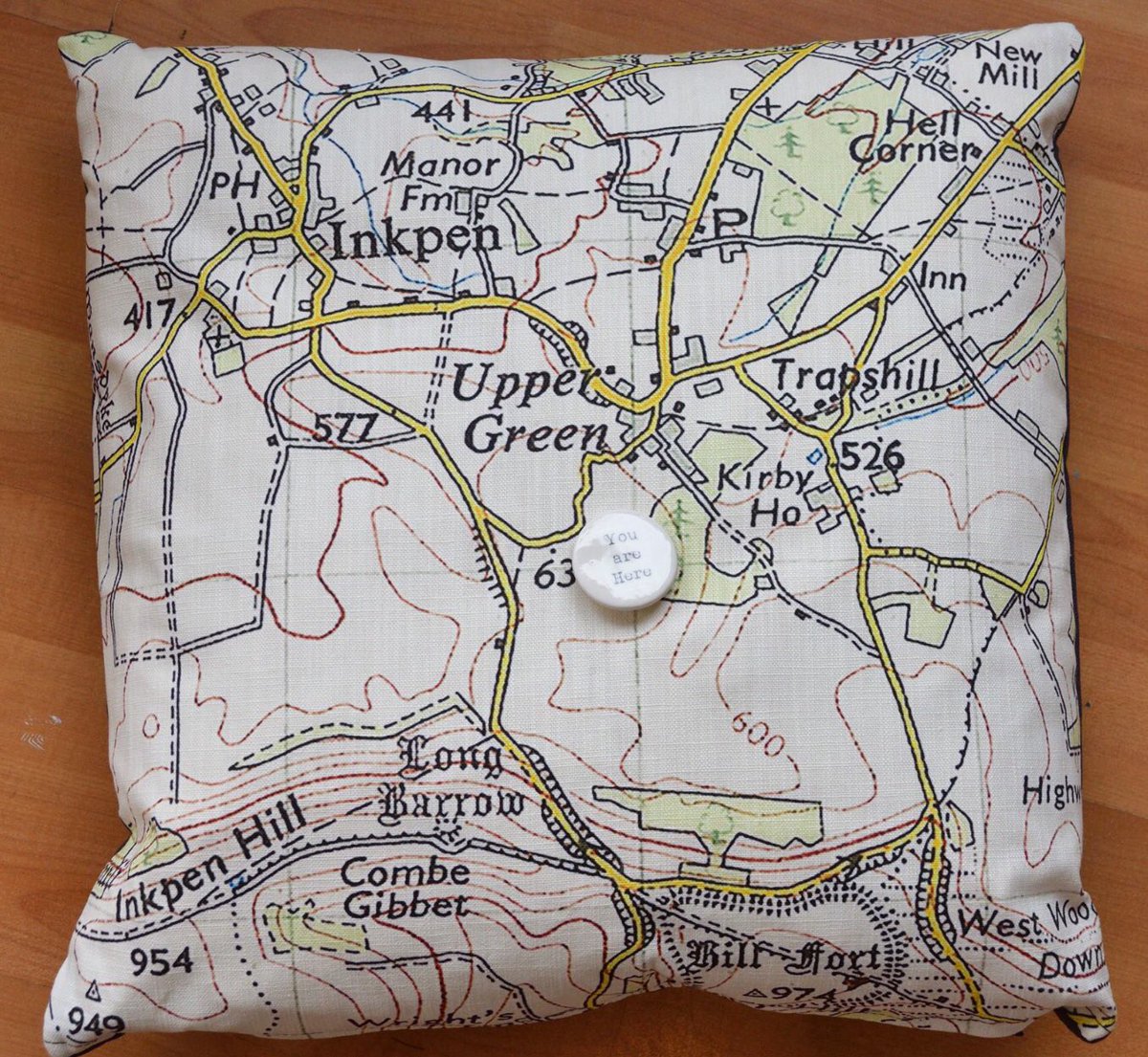 No96Furnishings's tweet photo. Who doesn't love a map? Vintage map cushions, coasters and mugs of local areas.#whereami #youarehere @VisitNewbury @NewburyTC @KennetCentre @InkpenVillage @our_highstreet @HampsteadNorrey @KirstieMAllsopp @DownYourHighSt @DonningtonHotel @HighclereCastle #shoplocal https://t.co/KacHlKZX94