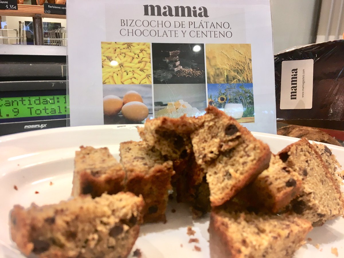 Usain hartu, dastatu... eta enamoratu! Ir a comprar el pan y encontrarte esta maravilla... La presencia del plátano con el chocolate bien conjúntado con el centeno... buah! Izugarria  <a href="/mamiagasteiz/">mamia</a> !!#larutaslow #SlowFood