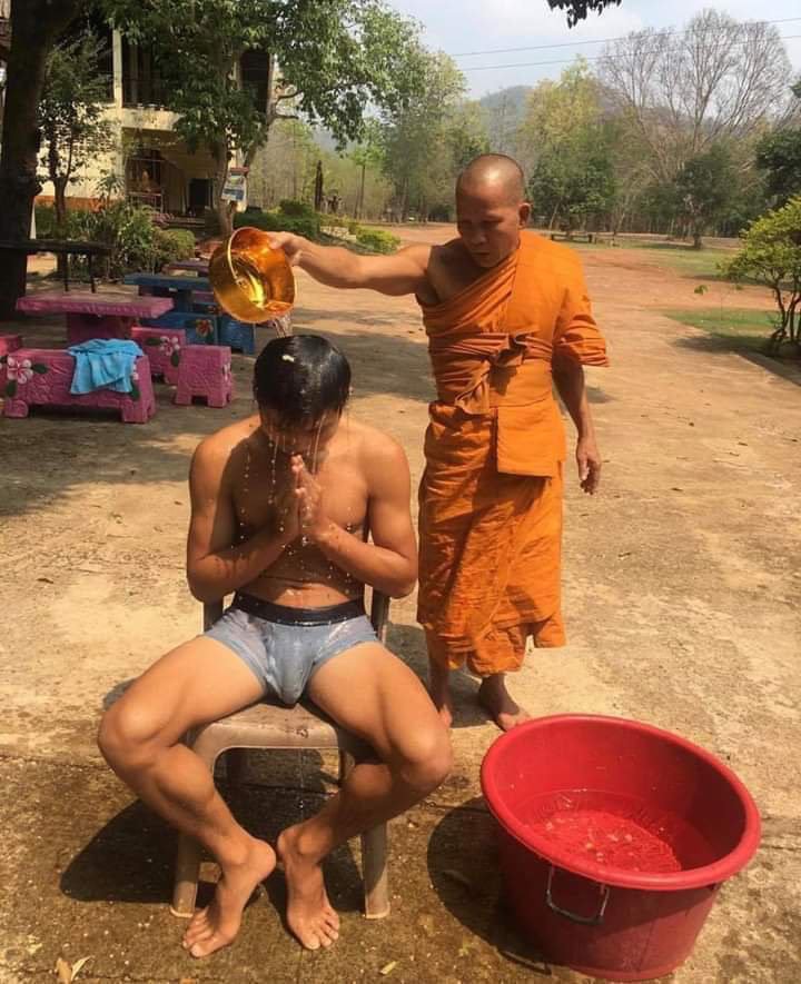 FqEqcGpZGir7ESR's tweet photo. ក្តខឹងបាត់ហើយ https://t.co/R5mrkI9JpU