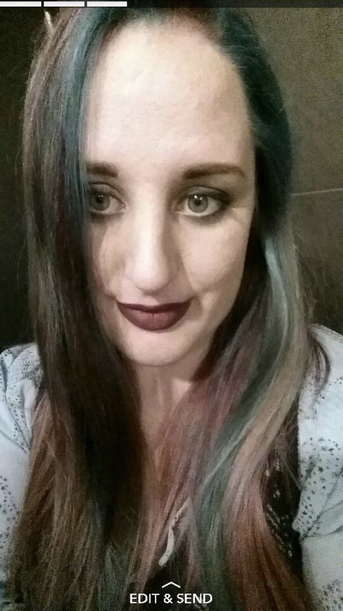 AshleyNickell2's tweet photo. So happy to be SOBER b4 and after!  @IsrafelDesign ty for standing by me! #almostayear oct28 day I decided to choose life! https://t.co/Ub6KkPKsee
