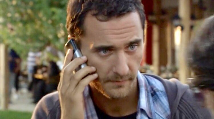 FiratCFansChile's tweet photo. Aww mi guapísimo #MustafaNalçalı  😍☝️  #FiratÇelik #Fatmagül  @Mega @turcasmega ���️😍 #LaAmenazaDeMukkades https://t.co/LkEkTieP4E