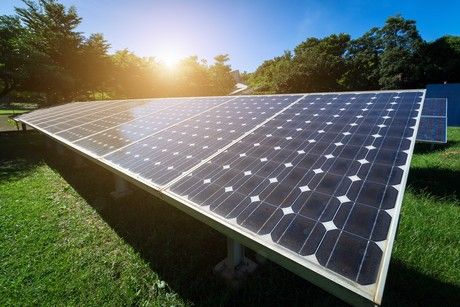 ECDonlineAU's tweet photo. Get battery trained to prepare for new standard
Read more https://t.co/y55ru0UoSF
#industrynews #handsoncourse #workshop #batterystandard #GlenMorris #solar #battery #storage #SmartEnergyLab #compliance #solarpanels #smartenergysystems #offgridsolutions #trainingfacility https://t.co/i9UxNOfpZ1