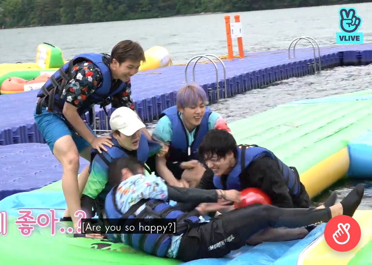 KAETHOStv's tweet photo. Even when they're dog piling and fighting over the same item, most of them are smiling! How did I even Live before I discovered BTS this summer? @BTS_twt #RunBTSep84 #watergames #waterloggedBangtan #getthatball #winnerwinnerramendinner https://t.co/EeAV030cOG