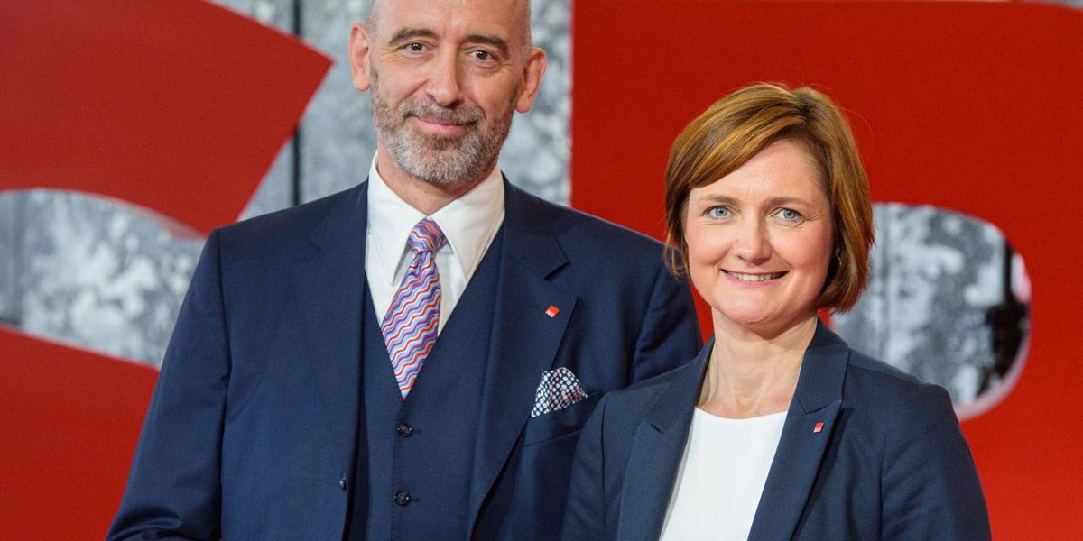 kn_online's tweet photo. Überraschung zum Beginn der Vorsitzendensuche der #SPD: Das erste Bewerberduo zieht sich aus dem Rennen zurück. Die Oberbürgermeister von #Flensburg und #Bautzen, #SimoneLange und #AlexanderAhrens, unterstützen ein anderes Team. https://t.co/BamQmR73CM https://t.co/UlsPS1b1a7