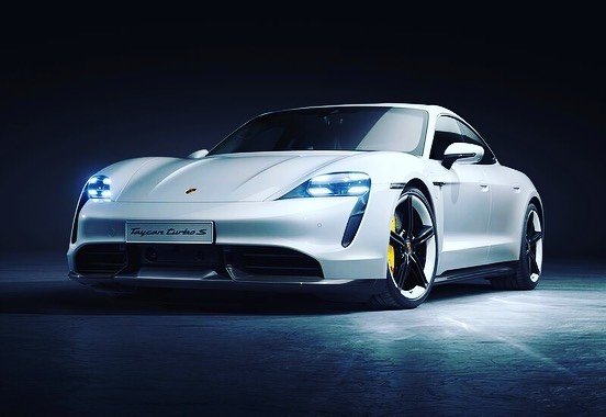 RealCarsSA1's tweet photo. Finally! This is the all-electric @porsche #Taycan! Top spec model is called the #TurboS with 560kW, 412km range and a sprint time of 0-100km/h in 2.8 seconds. @porsche_southafrica #allelectric #electriccar https://t.co/5WvJRXyUbs