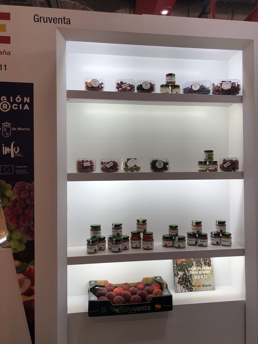 FelixxMoritz's tweet photo. We went to visit @GRUVENTA at the Spanish pavilion and arrived at a perfect tome, we get to taste their new range of products π―% Vegetables! Thank you for your hospitality! Aiming Japan and all the π . #Exports #Spain #Fresproduce #Clever https://t.co/Rj4bBHwF6t