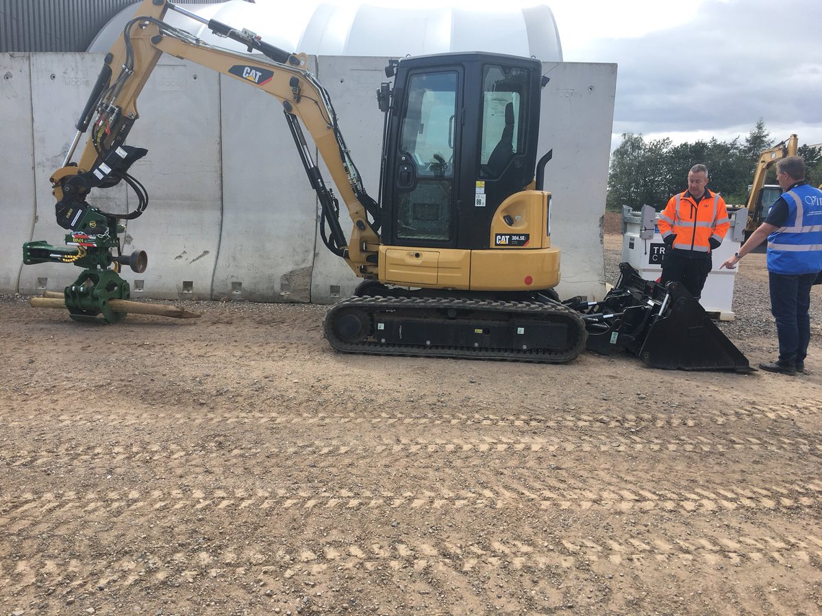 DavefinningCAT's tweet photo. Day in Cat Desford test ground with clients. Try the full line of our Nex Generation Mini Excavators &amp; some more unusual combination on offer from the Cat Range of Mini Hex https://t.co/ZAeDL8bVJ3