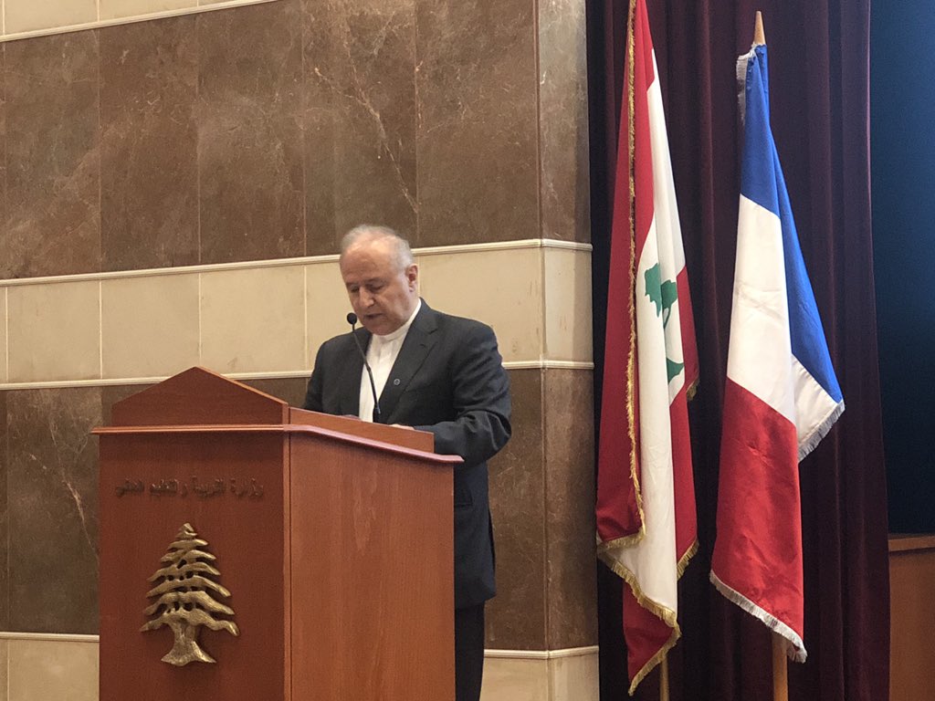 USJLiban's tweet photo. Pr Salim Daccache #RecteurUSJ: Ce projet commun consiste à ”consolider l'#éducation francophone par le biais d'ateliers et de leçons afin de renforcer les capacités d'orientation des enseignants” au niveau du système scolaire officiel
#francophonie #Enseignement #FSEdu #USJLiban https://t.co/OSGEJodKov