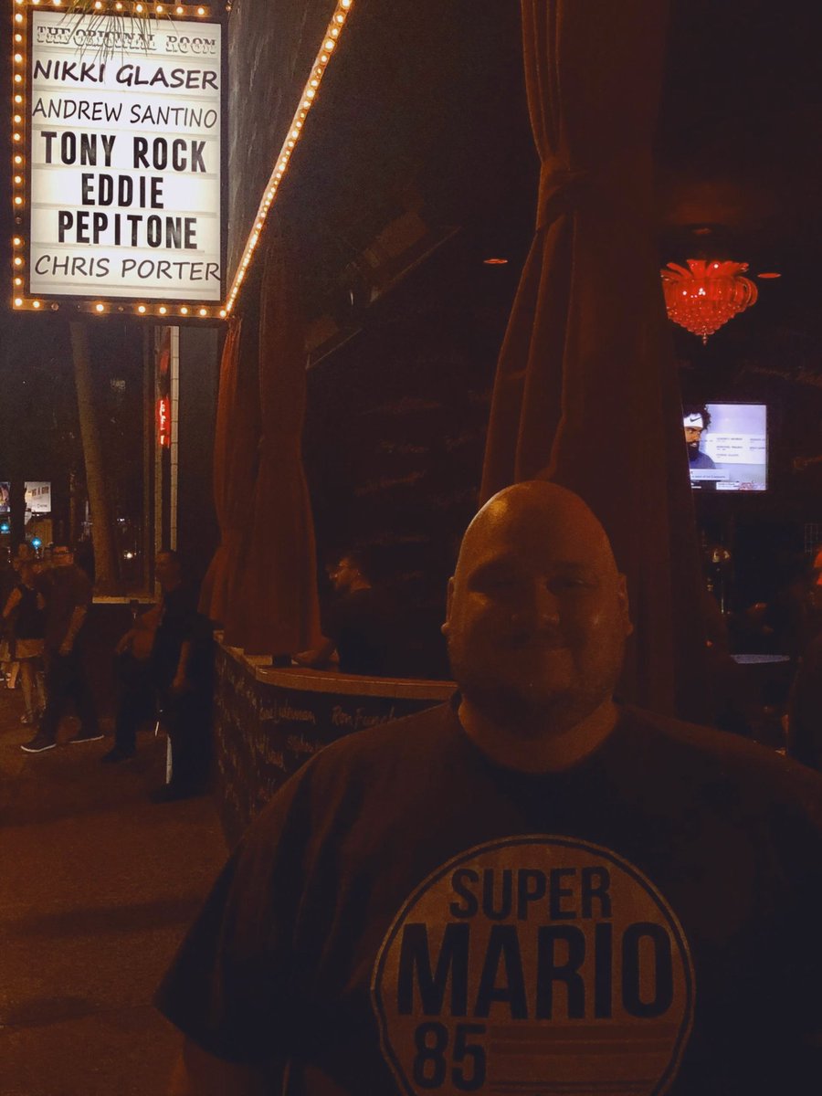 TrevorTheWriter's tweet photo. Enjoyed @NikkiGlaser @_TomRhodes @TONYROCK @eddiepepitone and a surprise visit by @aliwong! Great show @TheComedyStore! Wonderful energy! :) https://t.co/z2IGmB5BUG