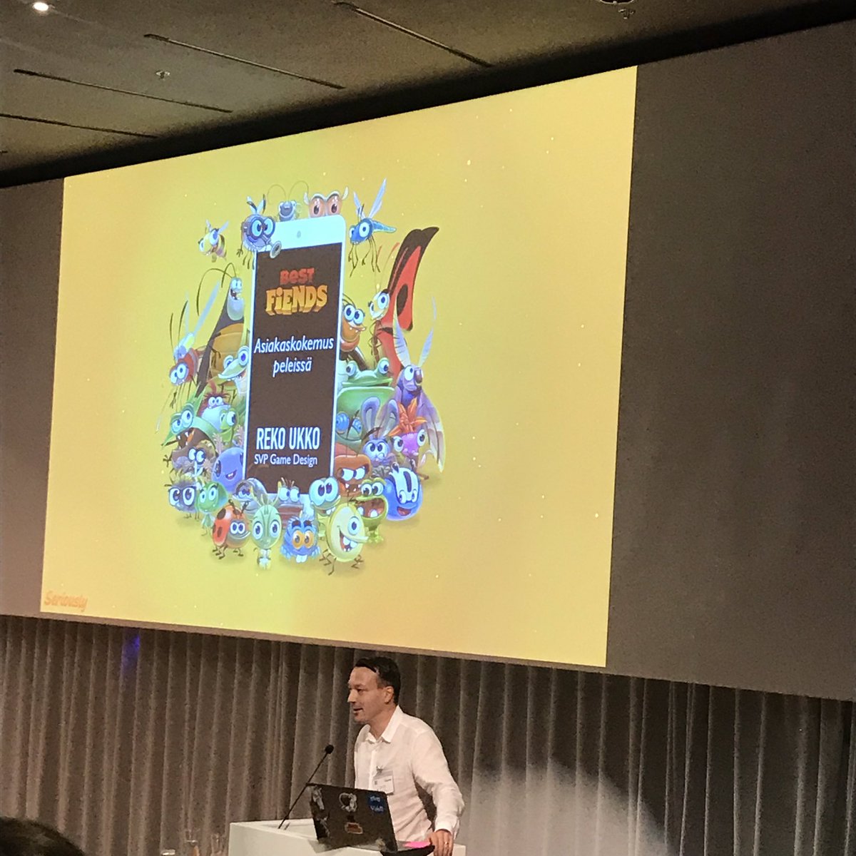 MirKaar's tweet photo. @Rekotin tuo inspiraatiota pelimaailmasta #ExperienceCommerceFinland ohjelman kick-offissa, kuulolla 300 digitaalisen kaupan ja asiakaskokemuksen yrittäjää ja asiantuntijaa. @BusinessFinland #digitaalisuus #asiakaskokemus https://t.co/spi2D0lfwR
