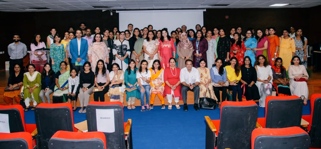 NITIAayog's tweet photo. The roadshow of #NITIAayog's Women Entrepreneurship Platform in #Hyderabad witnessed a solid turn out with thought leaders discussing important topics like 'Navigating the challenges of being a women entrepreneur' & 'Fundraising and pitching to investors' #SheEmpowersIndia https://t.co/okmCEX7MNf