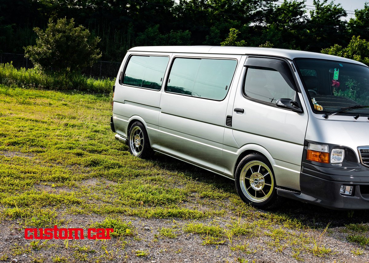 ট ইট র カスタムcar編集部 低くて長 い100系ハイエースの正体は スーパーロング ロールーフを観音開きドアにスワップ Photo By Hirotaka Minai 公式サイト T Co Lmggdrin3g Amazon T Co Ciqbycipah T Co Drludpuhtw