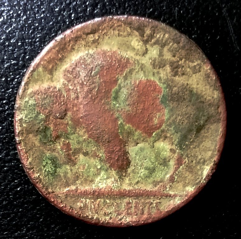 FinderTreasure's tweet photo. Labor Day hunt on private permission. 1917 Buffalo nickel, 1957 Rosie, a few wheats and an old dress #hemweight #3.
I love an old #Buffalo #nickel! #MinelabEquinox800 #MetalDetecting https://t.co/1cQNK8lYNB