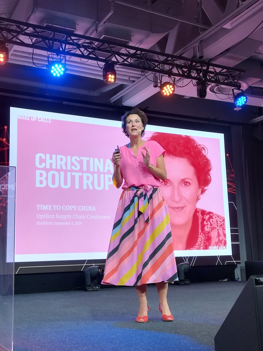ToolsGroupItaly's tweet photo. Time to copy China? @ChBoutrup speaking at #optilonscc @Optilon https://t.co/yZVExbrnO6
