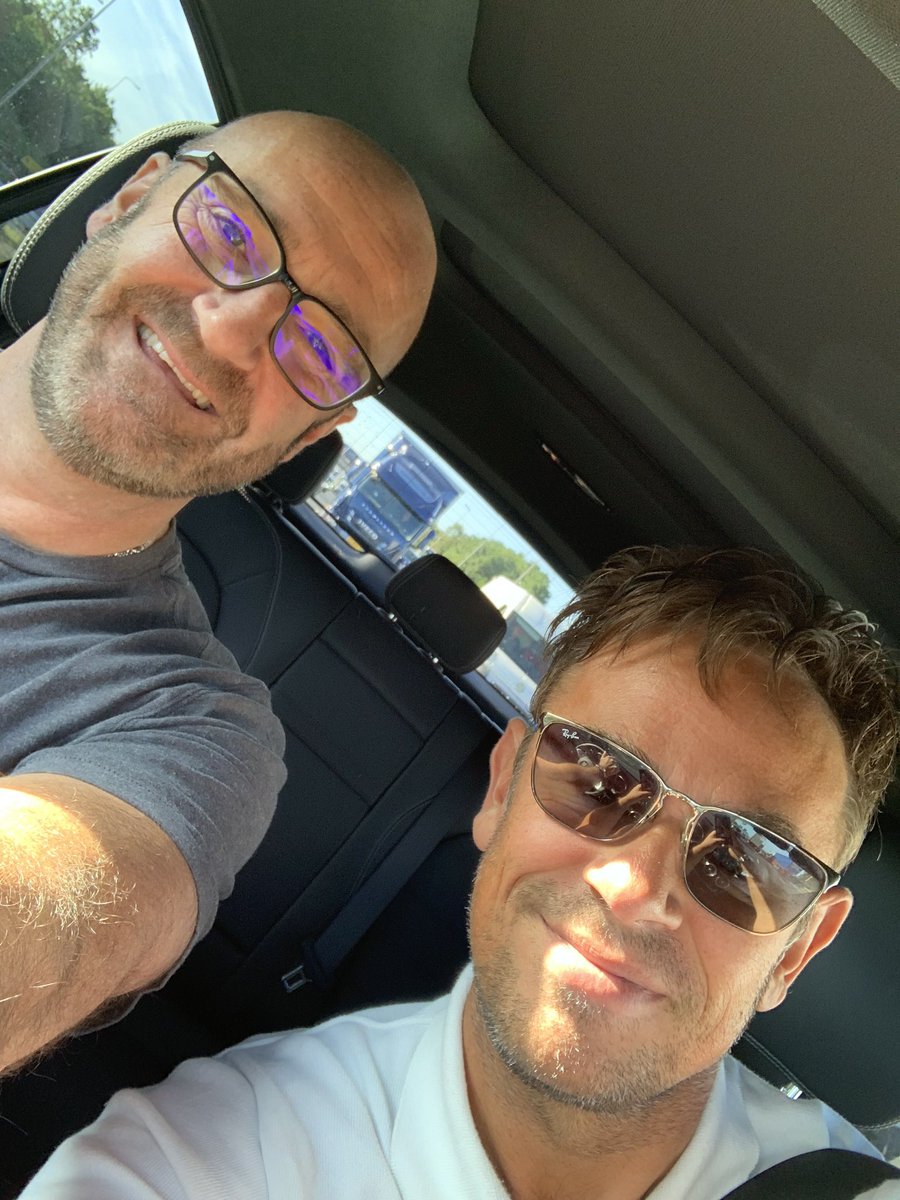 jamespnorris's tweet photo. Off to the Ashes
#zoomcorrosion
#Resimac
#teamzoom https://t.co/Vy9WwauQKy