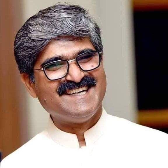 AzharHussainEn1's tweet photo. #InamBhatti u gave us all the reasons to dream big and all the resources to achieve it. You are a blessing in our life. #TeachersDay2019!!
#Teachers should be respected but in #Sindh whats going on??
#ReleaseInamBhatti https://t.co/7yt20CA0dr https://t.co/VS6v4ZmKpI