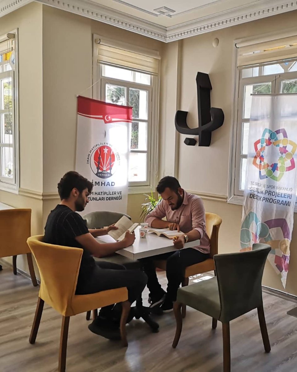 ImhadK's tweet photo. Dostluk #İMHAD #KİTAP #KAHVE 'De Pekişir.
Beraber Vakit Geçirmenin Yeni Adı İMHAD Kitap Kahvemizde Eğlenerek Öğrenmenin Tadına Doyulmaz...
Tabii Ki #SeniDe Aramıza Bekliyoruz, #GeçKalma !
@kasapoglu @gencliksporbak @gsbgenclikprojeleri #Gençlik #Kitap #Okuyor @mbulut06 https://t.co/lglcP0Wcei