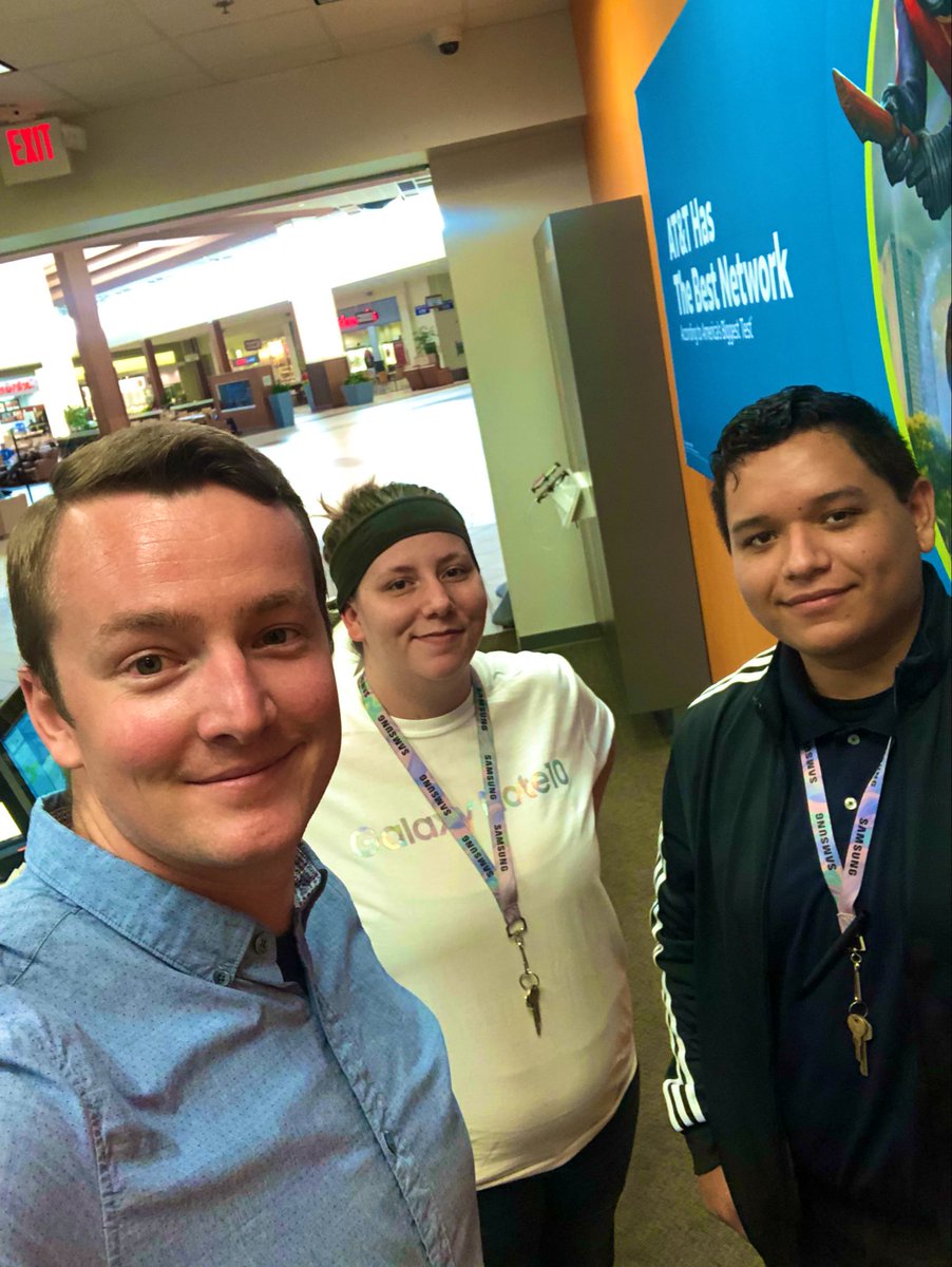 AP1470_'s tweet photo. Cooking up some Business in St. Joseph!!! #biztember #OwnYourCommunity https://t.co/sZTD97qvzR