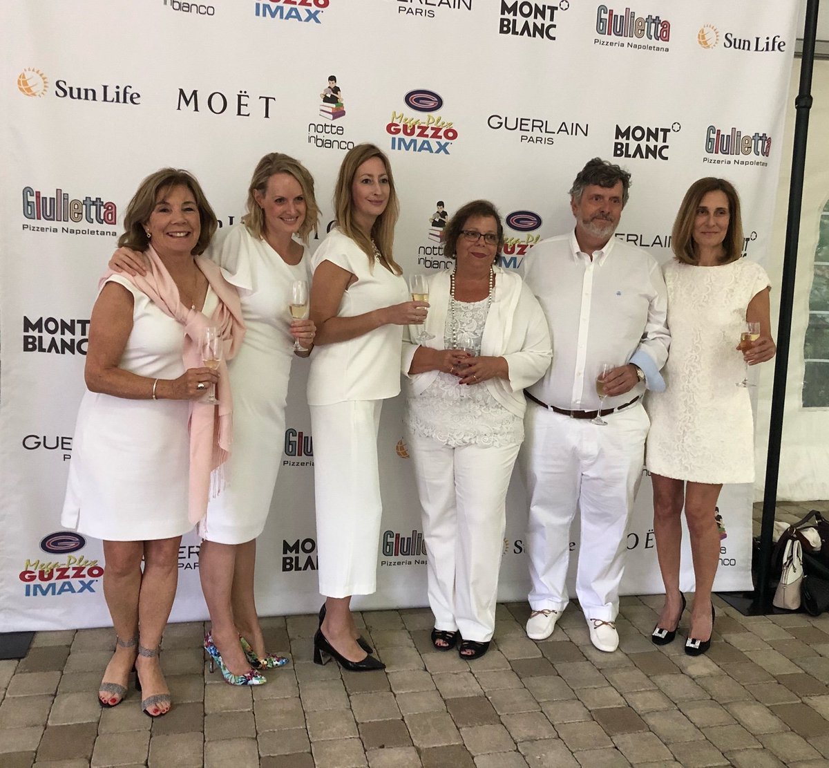 NancySweer's tweet photo. The Study Gang at Notte Bianca! Thank you to Vince and Maria for generously supporting Mental Health initiatives with such a fabulous event! @Guzzo_Vincenzo #MrSunshine https://t.co/STHb0eStGI